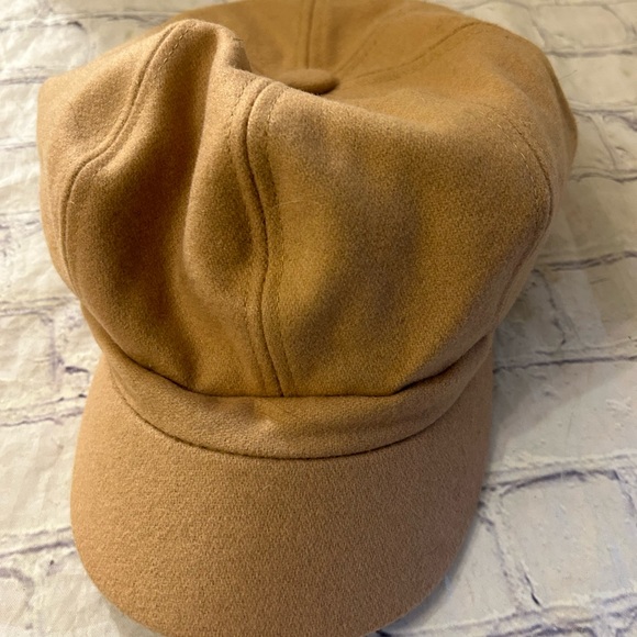 CAMEL COLOR ELASTIC BACK WOMEN’S CAP FULLY LINED NEUTRAL - Picture 5 of 9